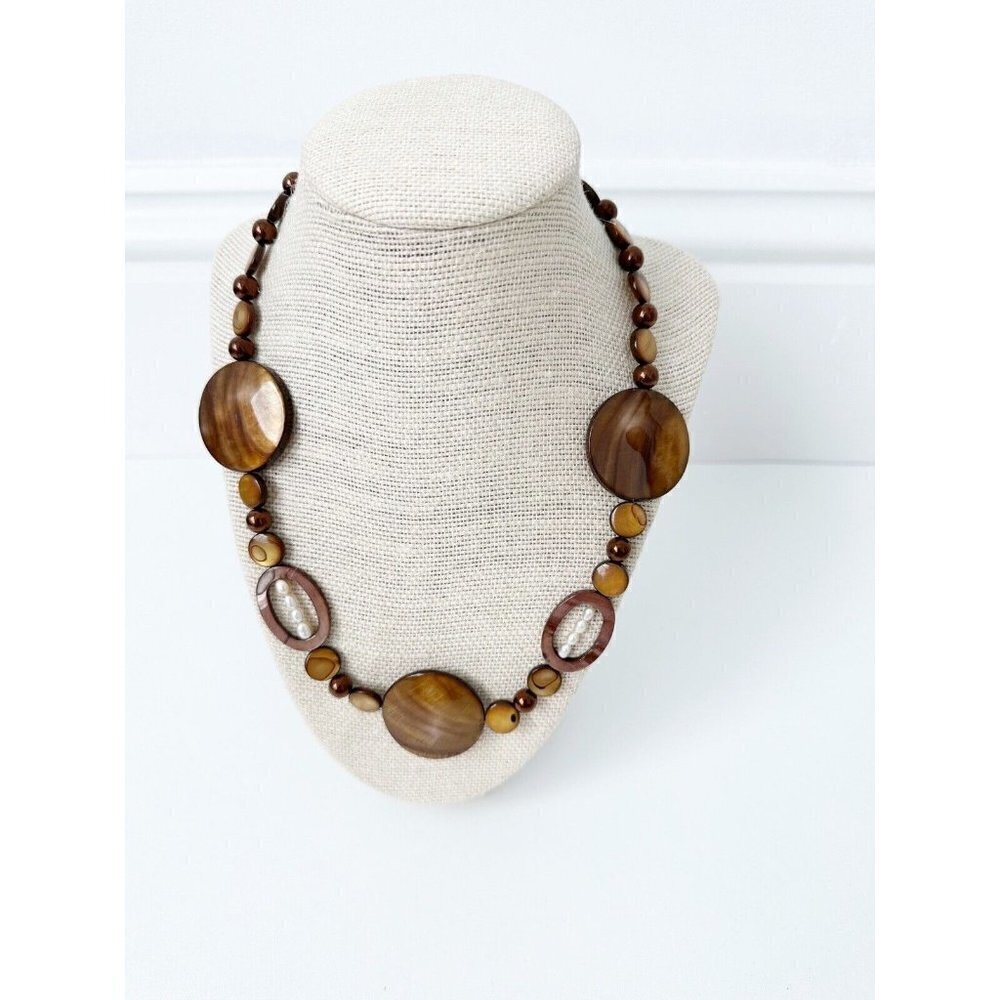 NWT Genuine Mother Of Pearl Beaded Necklace Brown White
